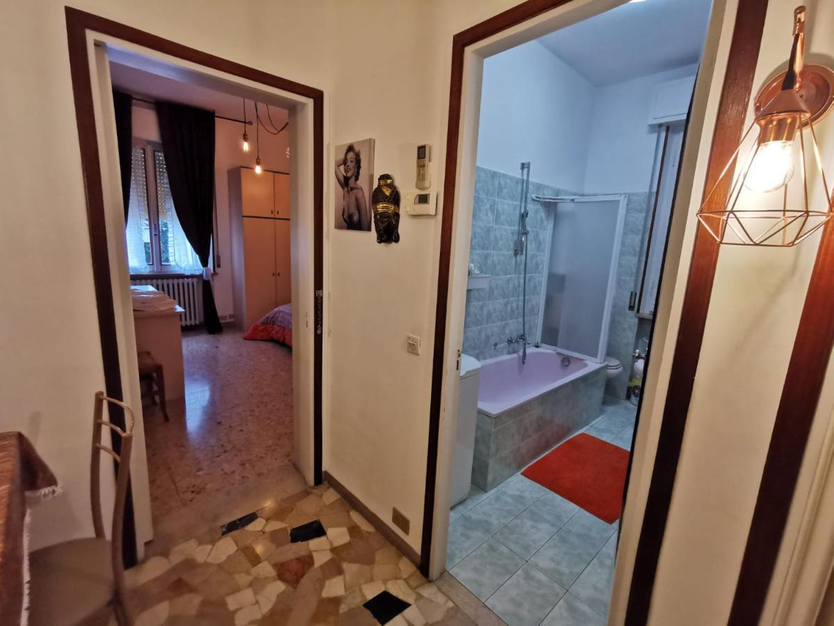 La Casa Di Jennifer Apartment Parma Ngoại thất bức ảnh